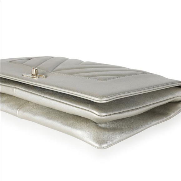 CHANEL VINTAGE CLUTCH - Picture 7 of 16